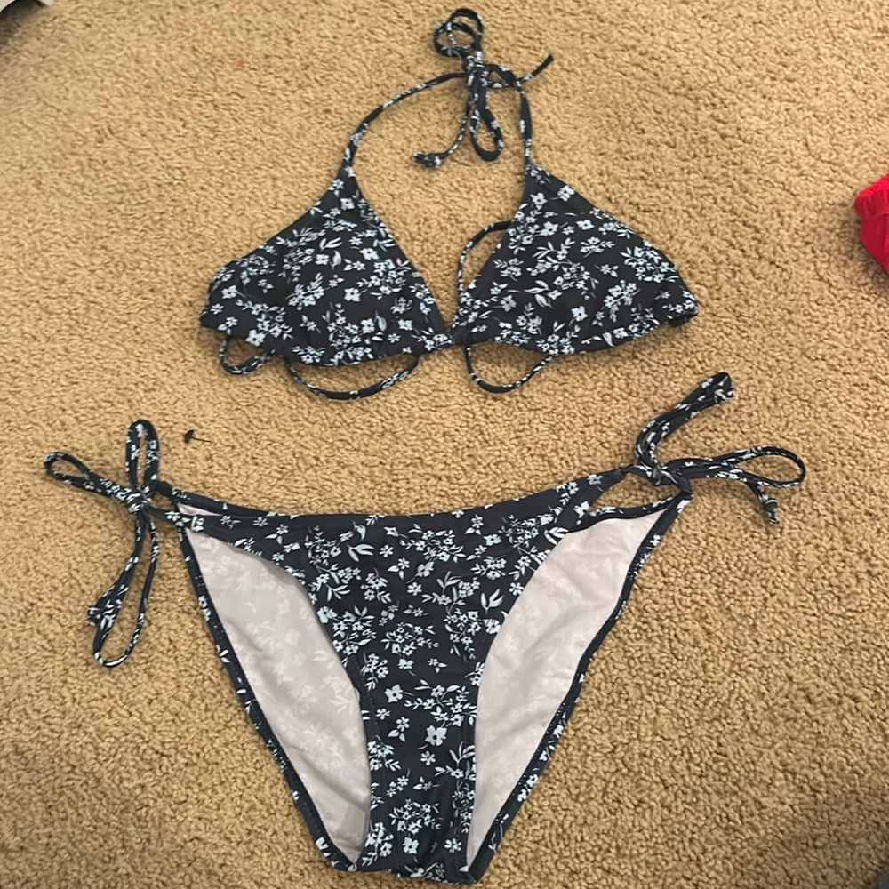 Shein Blue Floral Bikini Size XS